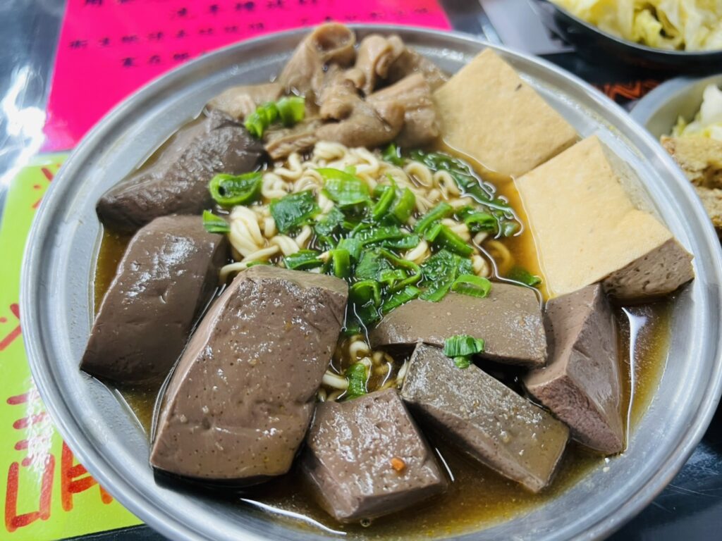 陳紀-腸旺綜合(腸旺+鴨血+豆腐)